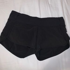Black Lululemon Speed Up Shorts 2.5”